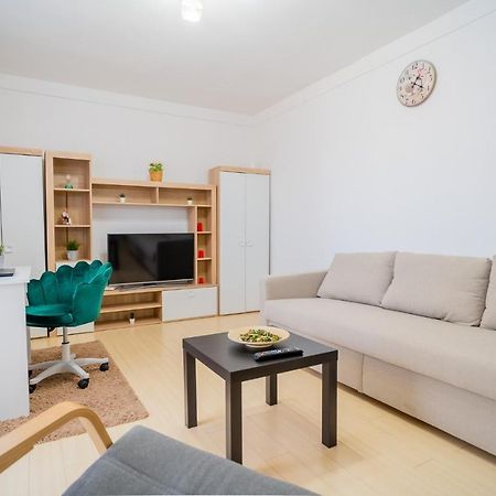 Serene 1Br Apartment With Workspace Bükreş Dış mekan fotoğraf