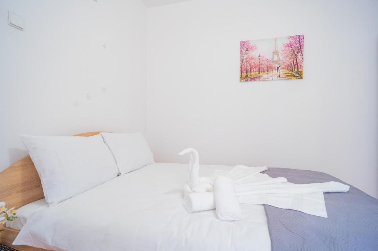 Serene 1Br Apartment With Workspace Bükreş Dış mekan fotoğraf