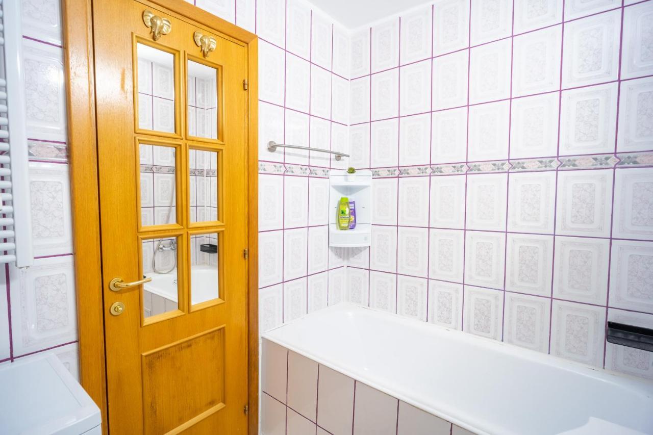 Serene 1Br Apartment With Workspace Bükreş Dış mekan fotoğraf